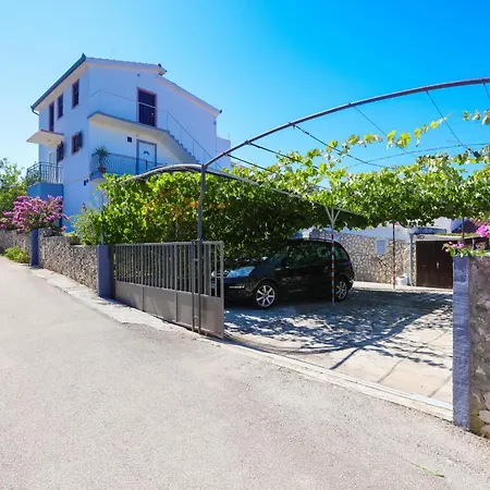 With Parking Space Razanj, - 17328 Apartamento