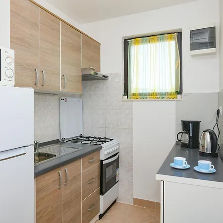 With Parking Space Razanj, - 17328 Lejlighed Rogoznica (Sibenik-Knin)