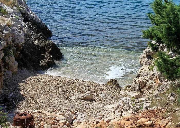 With Parking Space Razanj, - 17328