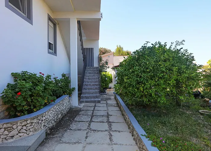 With Parking Space Razanj, - 17328