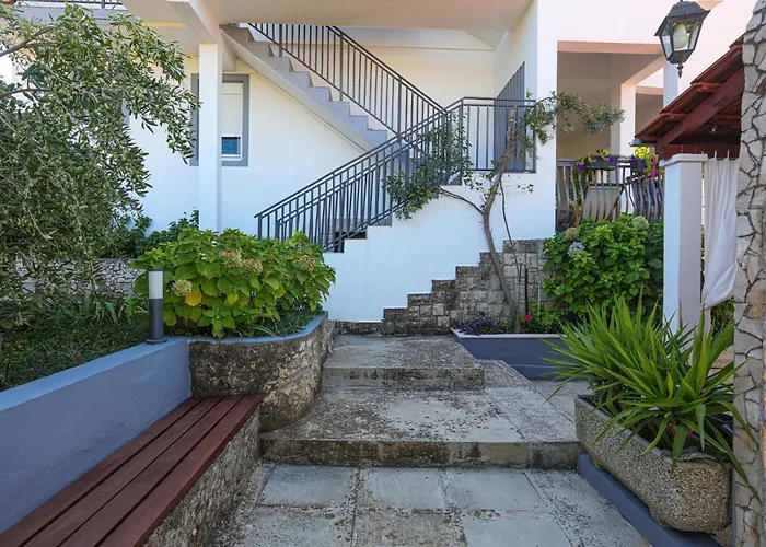 With Parking Space Razanj, - 17328